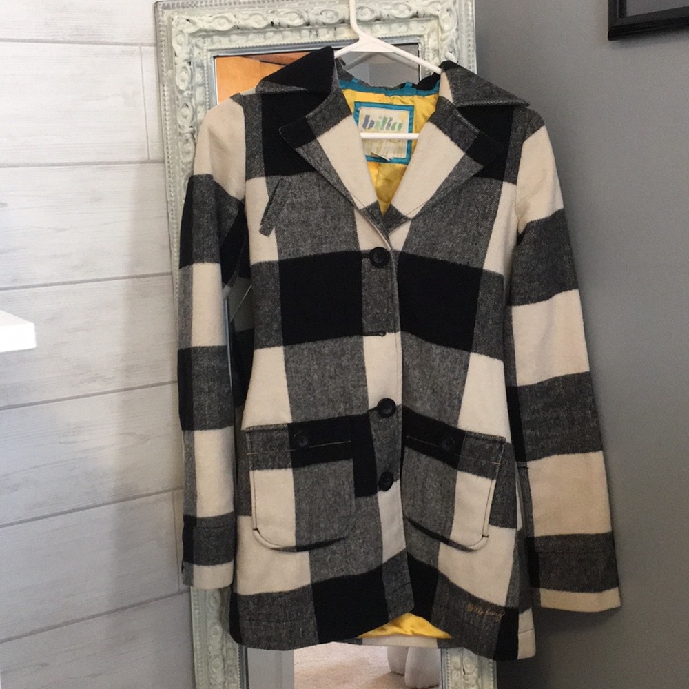 Lady’s checkered coat